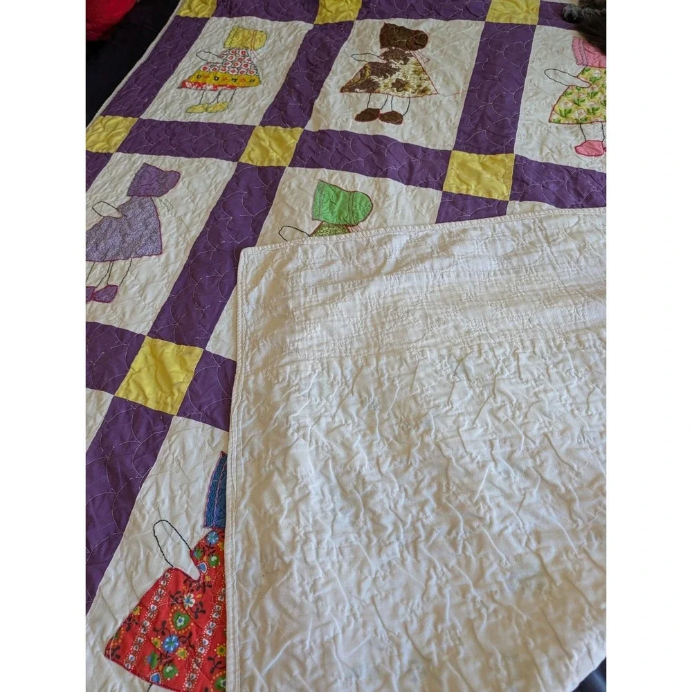 Vintage Handmade Quilt Sunbonnet Sue Twin Purple Calico‎ Cottage Folk Art 67x84